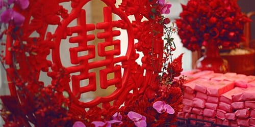 傳統(tǒng)結(jié)婚鋪床有什么講究 結(jié)婚鋪床習(xí)俗