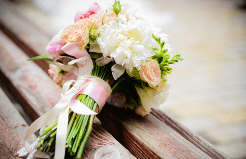 結婚手捧花用什么花好 浪漫新娘手捧花推薦