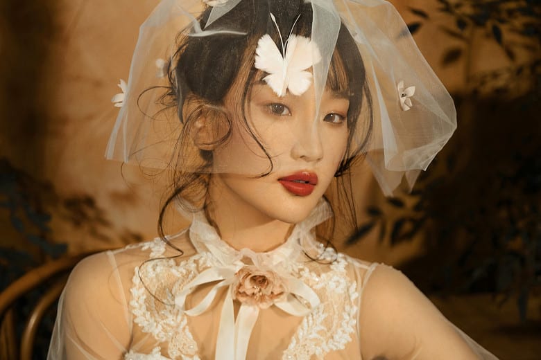 今年最火的6種新娘發型風格，每一種都超美！一定有適合你的！  第14張