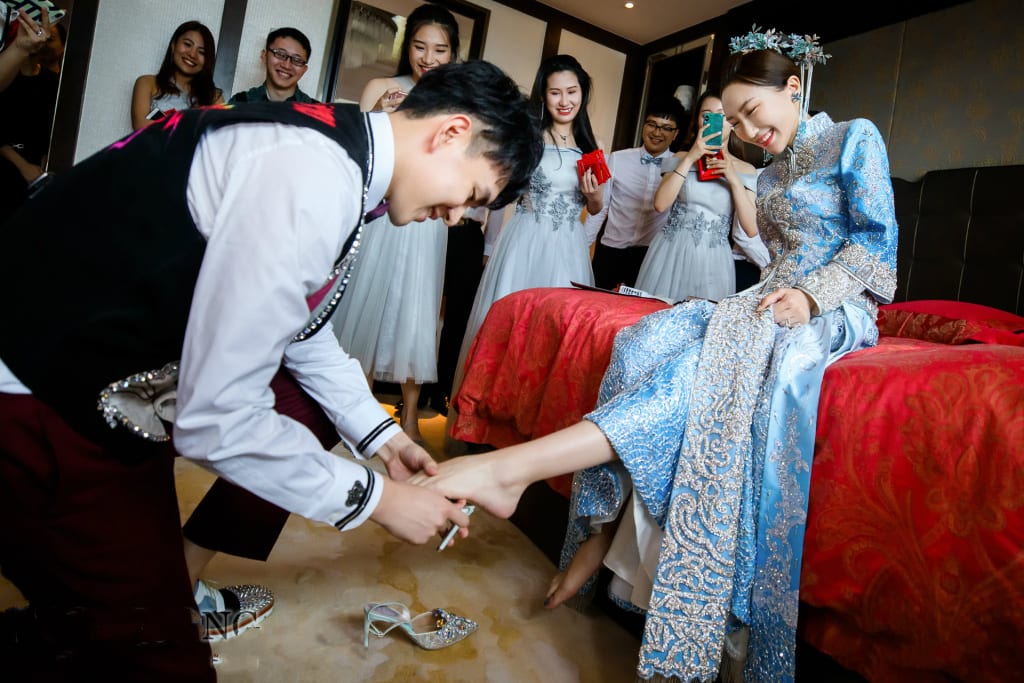 除了龍鳳褂和秀禾服，又有一種中式禮服火了！結婚前一定要知道  第2張