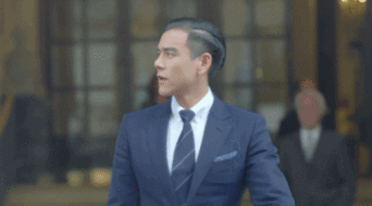婚禮上新郎應該穿什么樣的西裝，才能看起來不像房產中介？  第1張