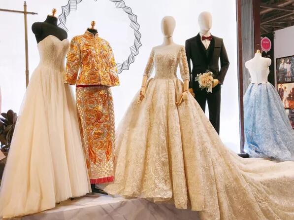 冬季結婚穿什么？冬季婚紗禮服選購攻略  第3張