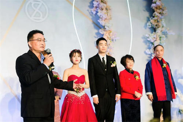 婚禮領(lǐng)導致辭如何才能簡短大氣？婚禮領(lǐng)導致辭精選推薦  第1張