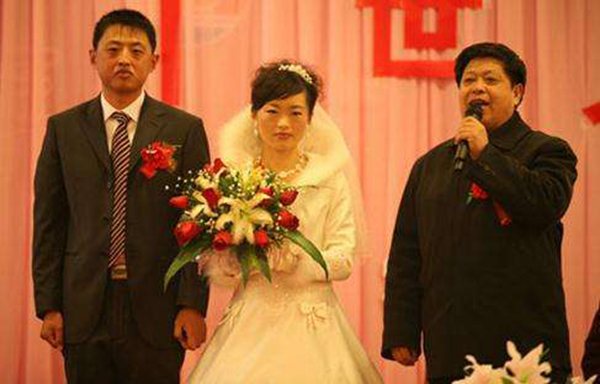 婚禮領(lǐng)導致辭如何才能簡短大氣？婚禮領(lǐng)導致辭精選推薦  第2張