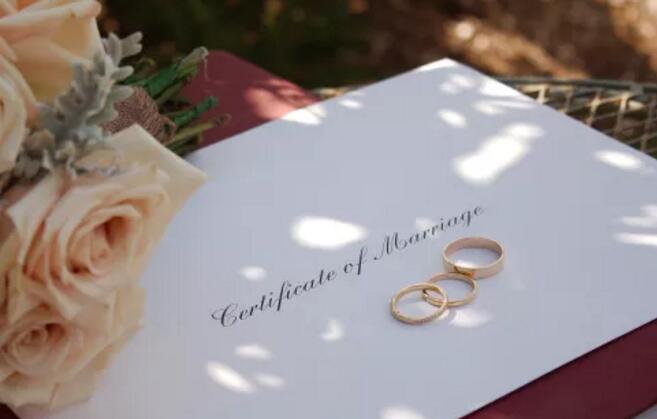 兩個人都在異地怎么領證？沒有戶口本可以領結婚證嗎？  第2張