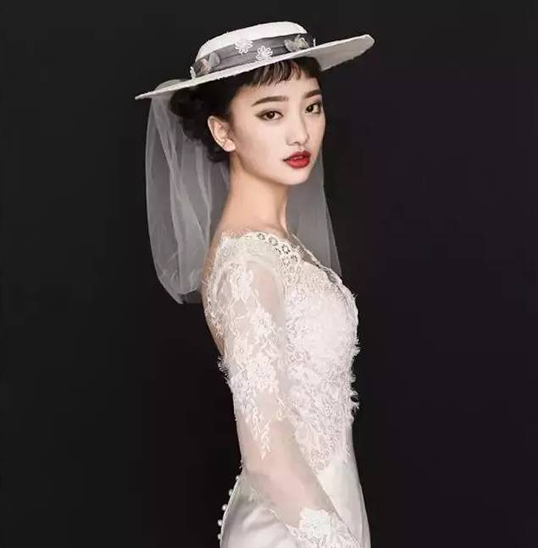 2020好看甜美的短發新娘造型圖片欣賞  第5張