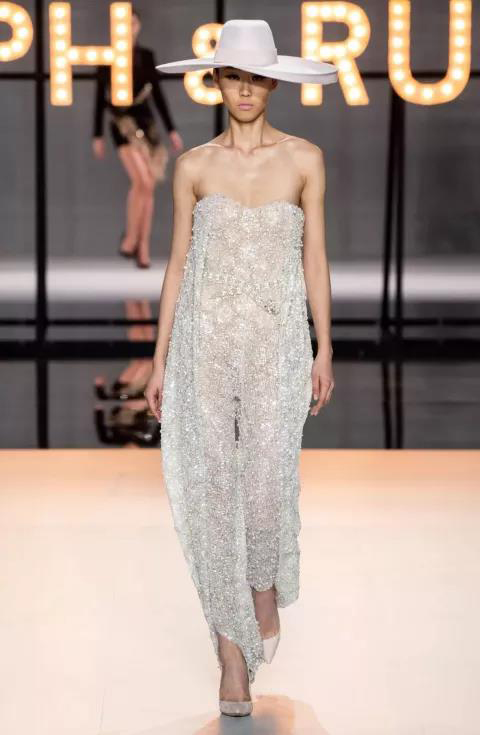 美到令人窒息的婚紗禮服新品，看一次想結一次婚??！  第8張