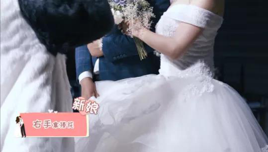 婚禮儀式：新娘穿拖尾婚紗如何優(yōu)雅入場？  第3張
