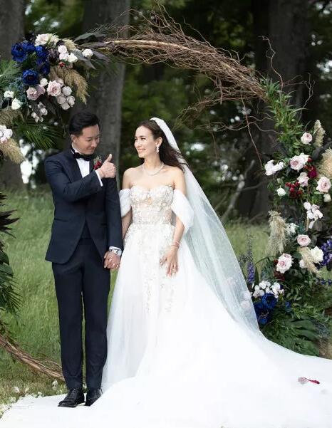 如何讓婚禮當天的你艷驚四座？除了婚紗，還有頭紗！  第2張