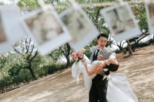 2020必拍 8種超火爆婚紗照風(fēng)格（新人必看）  第13張