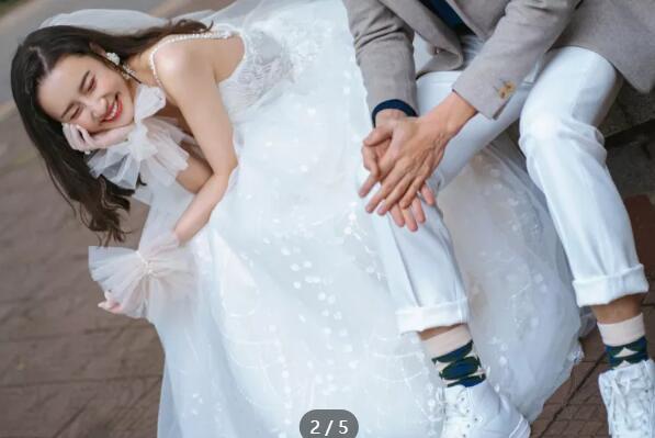 婚紗照要怎么拍才好看？學(xué)學(xué)這些小技巧  第3張
