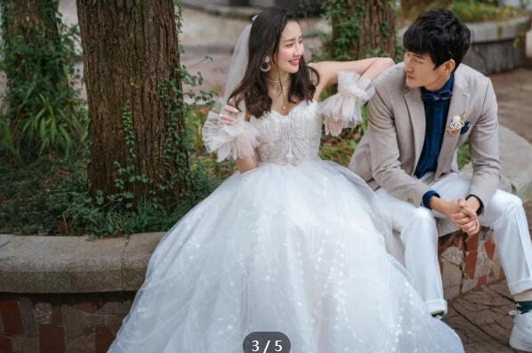 婚紗照要怎么拍才好看？學(xué)學(xué)這些小技巧  第1張