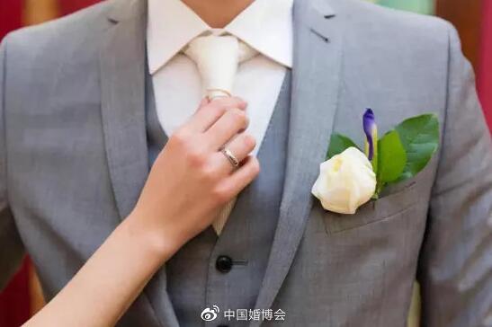 別只管自己美，也給婚禮道具（新郎）添些裝備吧！  第2張