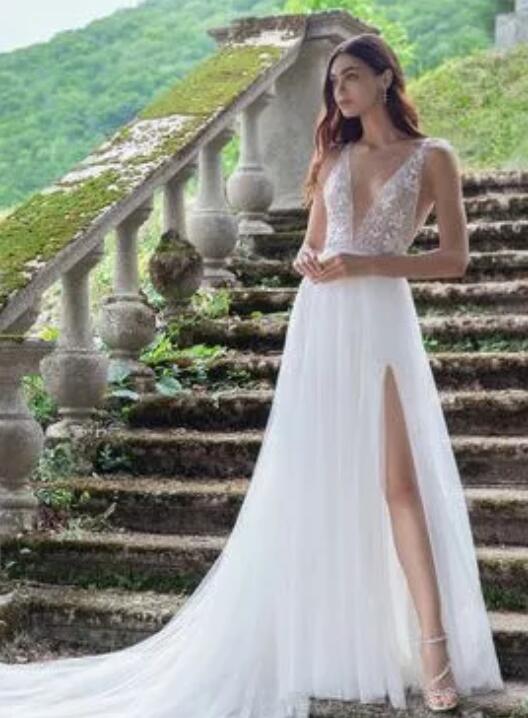 婚鞋怎么買？根據(jù)婚紗搭配婚鞋才是王道！  第8張