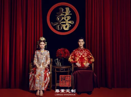 龍鳳褂、秀禾服、馬來褂傻傻分不清楚，中式禮服怎么選？看這篇就夠！  第6張