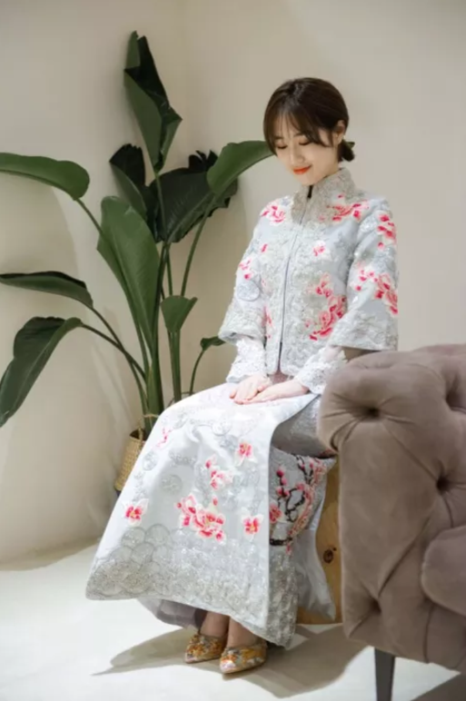 龍鳳褂、秀禾服、馬來褂傻傻分不清楚，中式禮服怎么選？看這篇就夠！  第16張