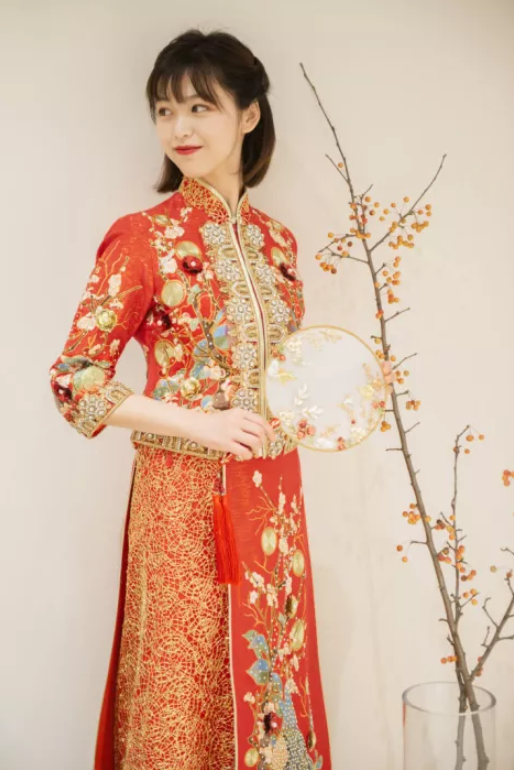 龍鳳褂、秀禾服、馬來褂傻傻分不清楚，中式禮服怎么選？看這篇就夠！  第17張